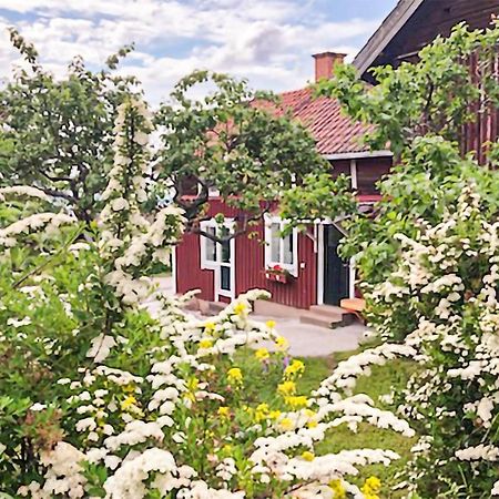 Cozy Home In Raettvik With Kitchen מראה חיצוני תמונה