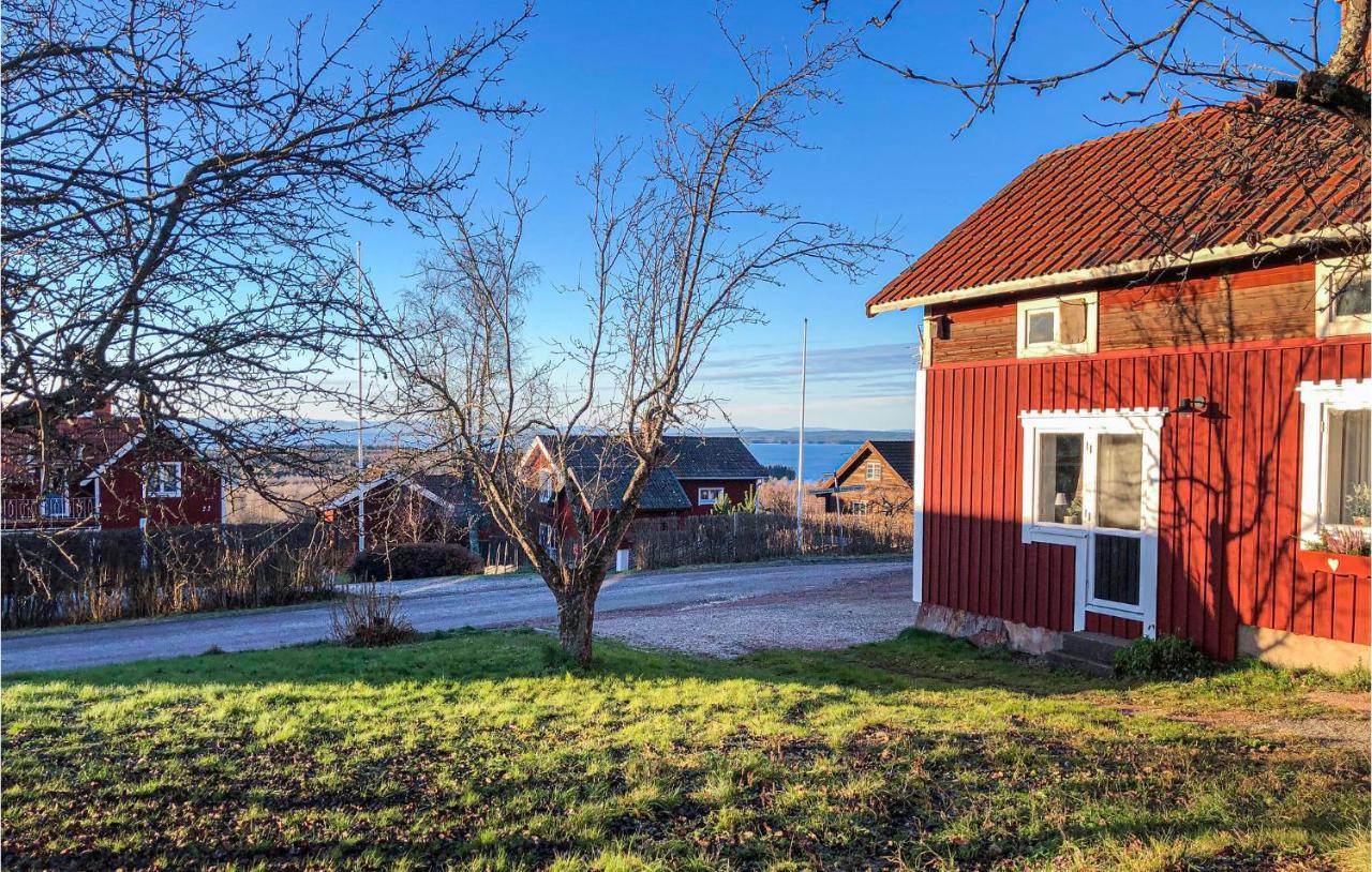 Cozy Home In Raettvik With Kitchen מראה חיצוני תמונה
