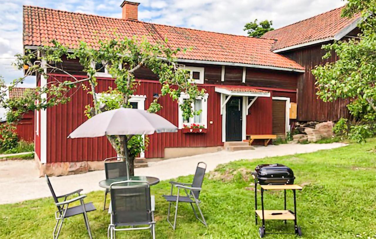 Cozy Home In Raettvik With Kitchen מראה חיצוני תמונה